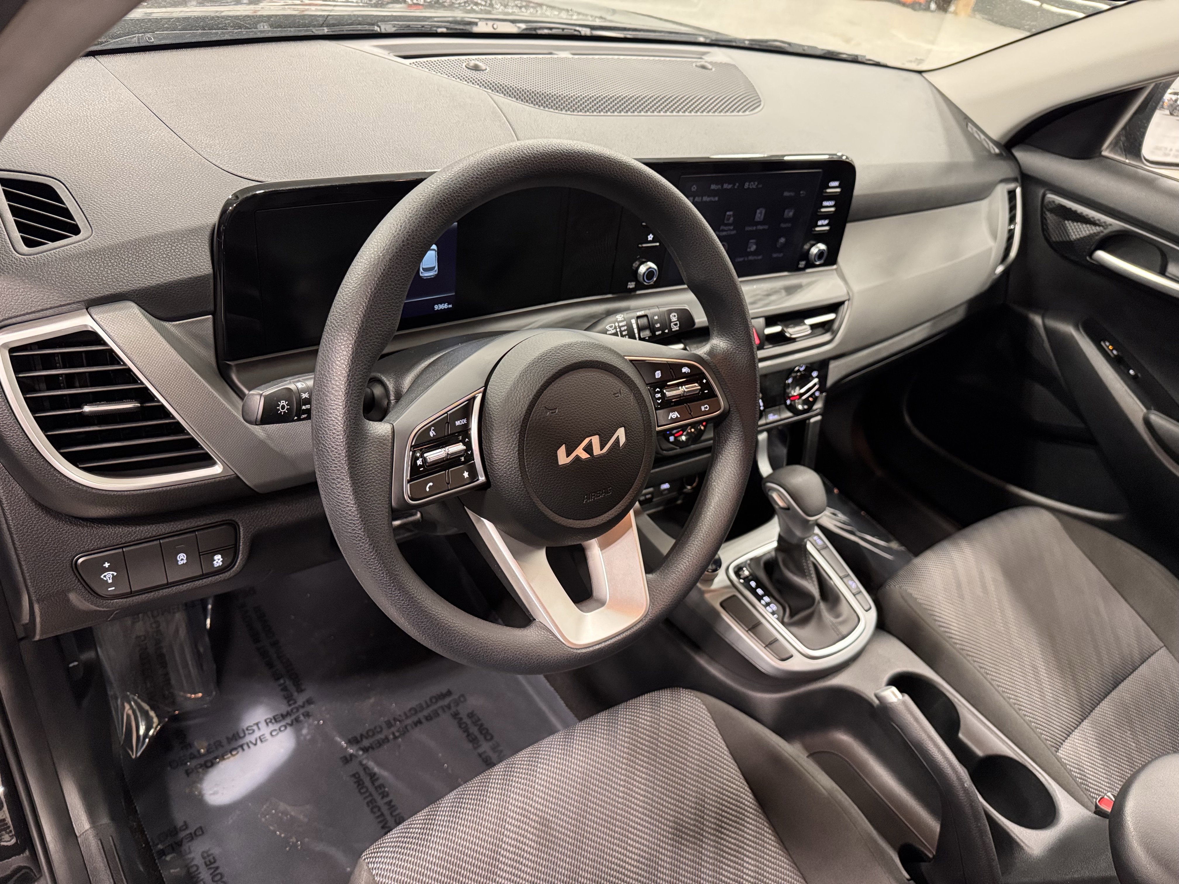 Certified 2025 Kia Seltos LX image 16