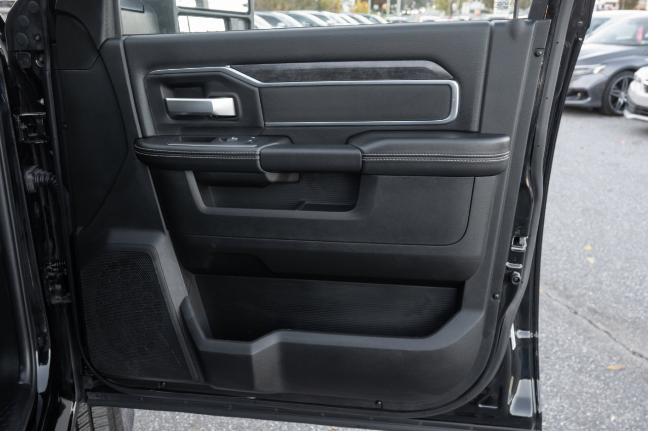 Used 2024 RAM 2500 Big Horn w/ Bed Utility Group image 30