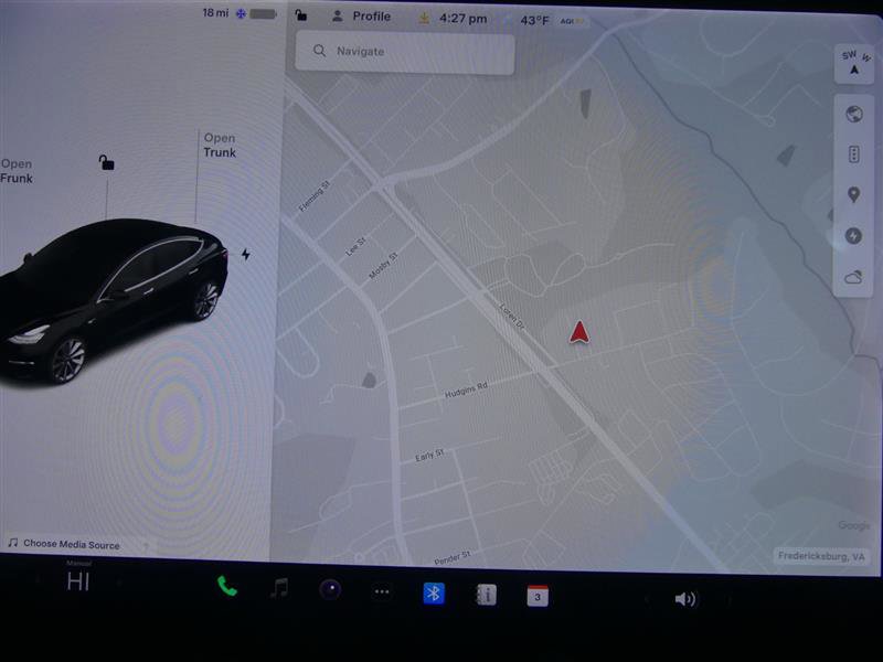 Used 2019 Tesla Model 3 Standard Range Plus image 8