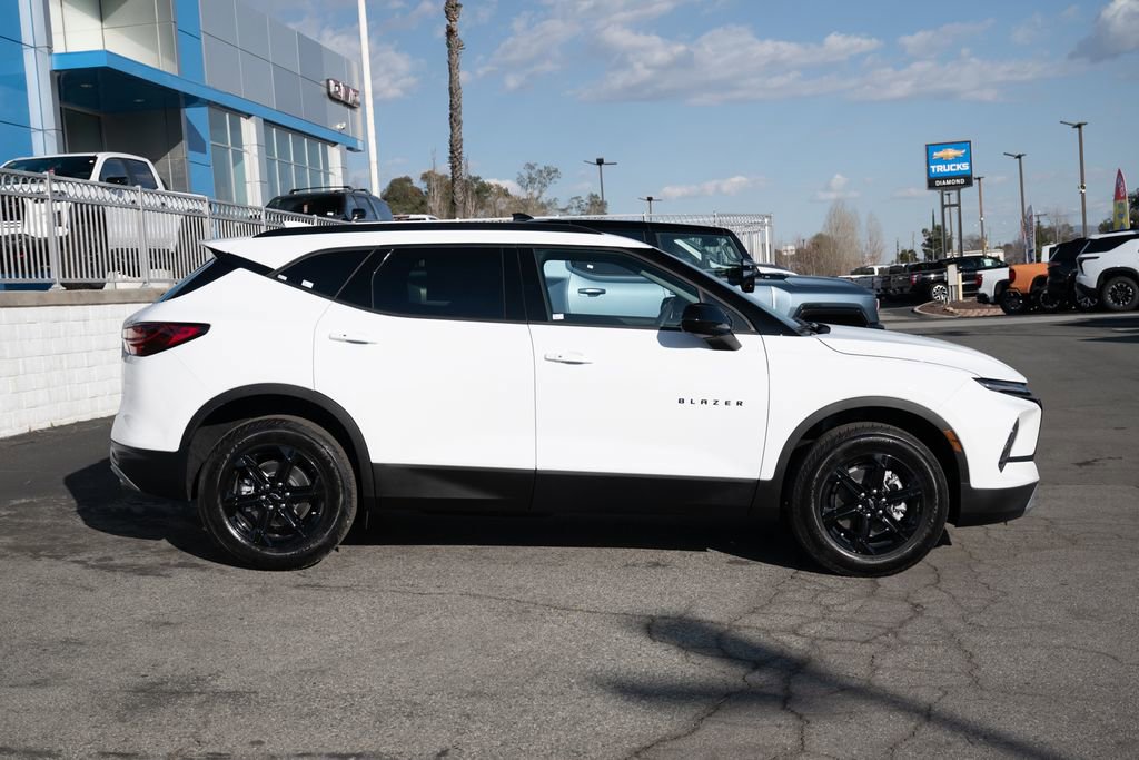 New 2026 Chevrolet Blazer LT w/ Convenience Package image 4