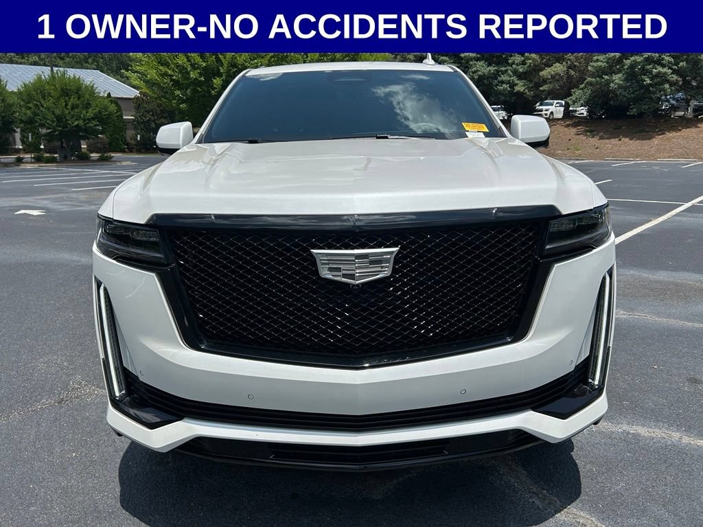 Used 2024 Cadillac Escalade ESV Sport w/ LPO, ONYX Package AWD/4WD image 13