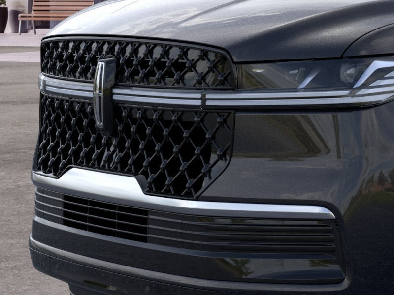 New 2026 Lincoln Navigator L Reserve w/ Jet Appearance Package AWD/4WD image 17