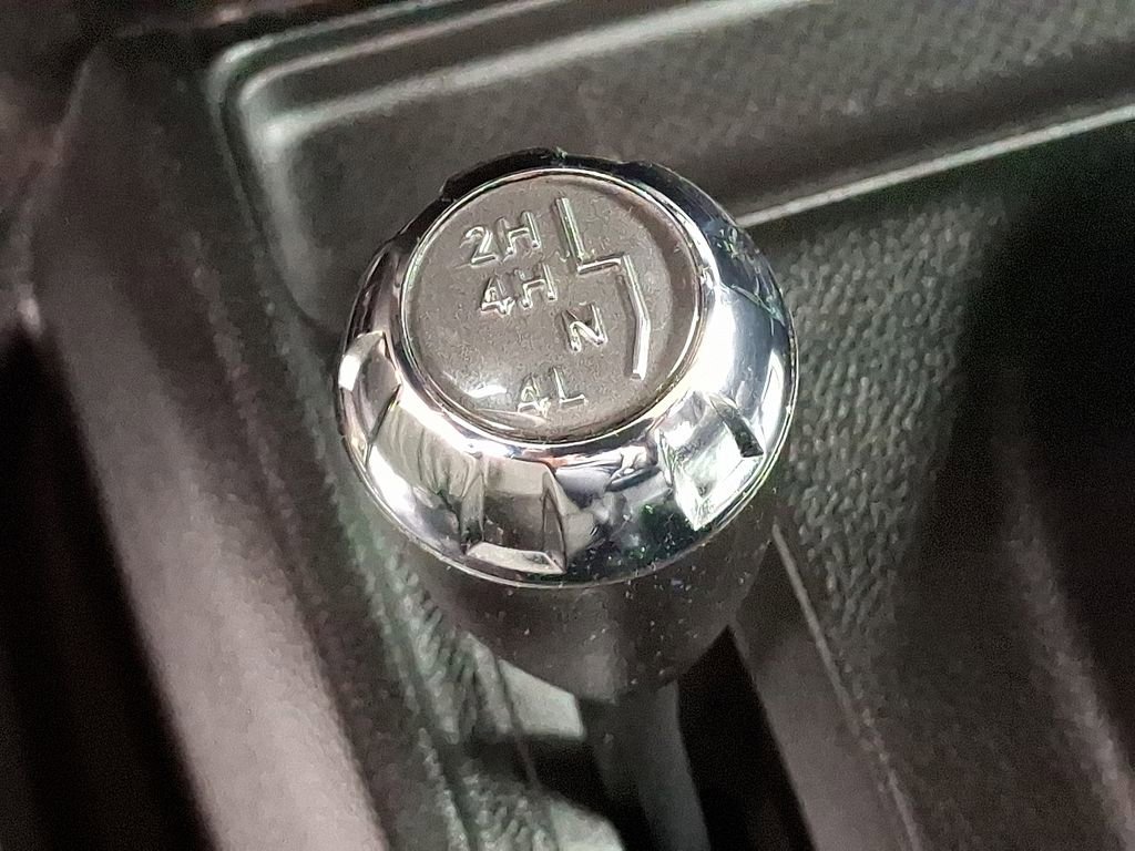 Used 2018 Jeep Wrangler Unlimited Sport image 23