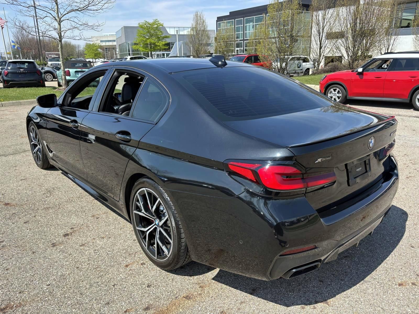 Used 2021 BMW M550i xDrive w/ Dynamic Handling Package image 7