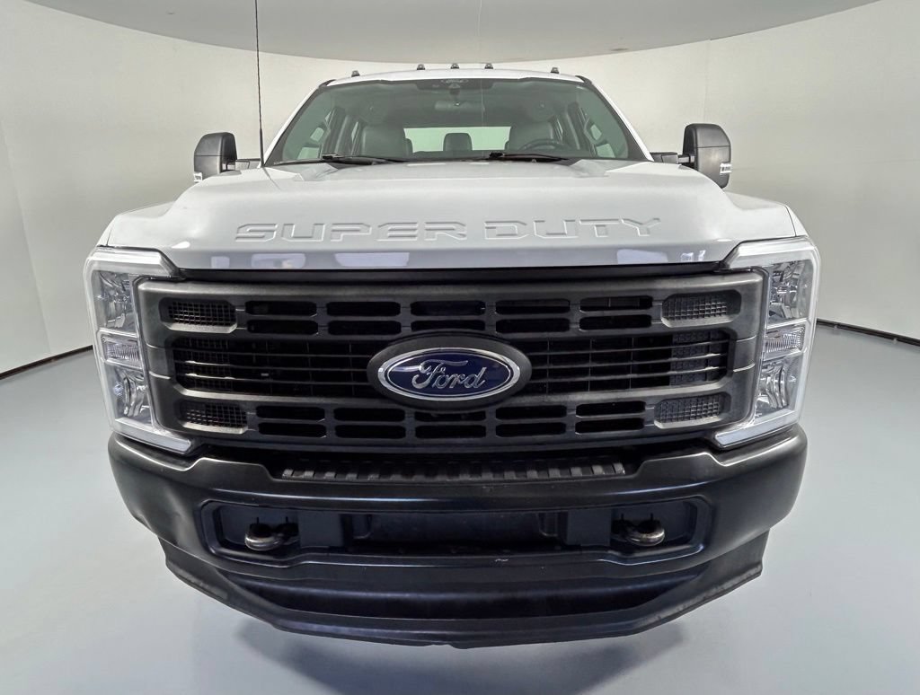 Used 2025 Ford F350 XL AWD/4WD image 2