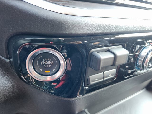 New 2026 GMC Sierra 1500 SLT w/ SLT Premium Plus Package image 16