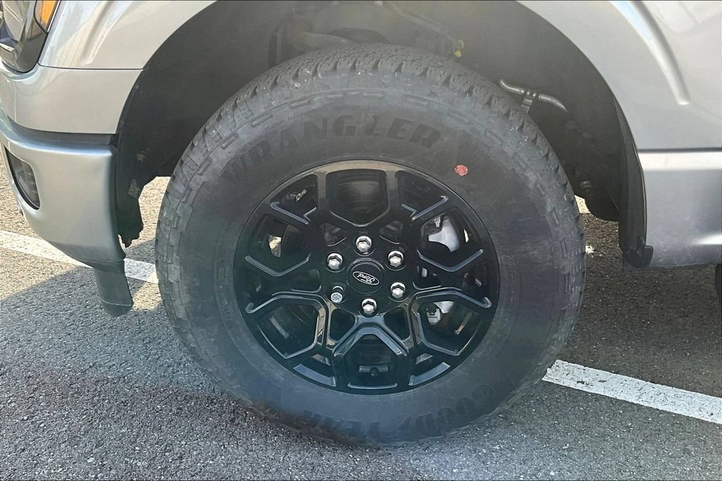 Used 2025 Ford F150 XLT w/ Equipment Group 302A MID AWD/4WD image 11