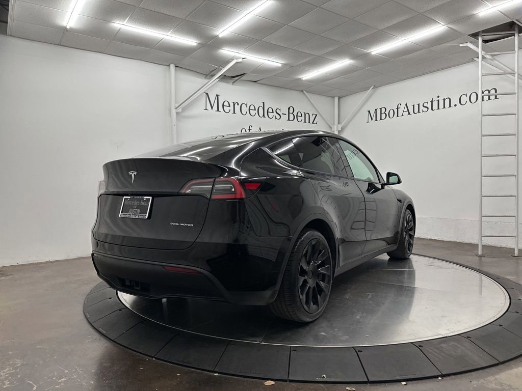 Used 2021 Tesla Model Y Long Range AWD/4WD image 7