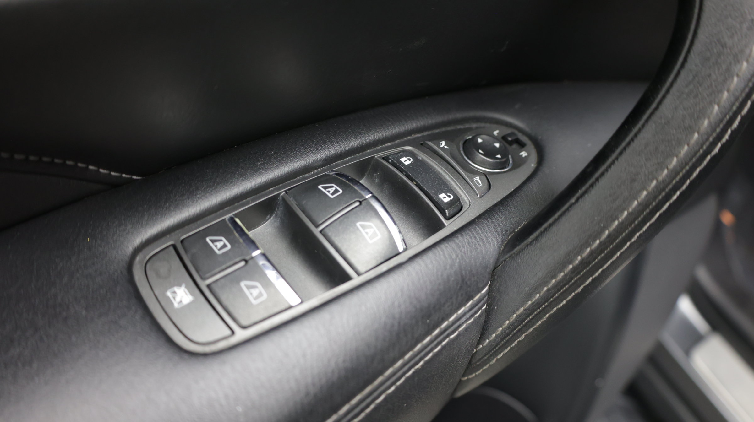 Used 2018 INFINITI QX80 2WD image 16