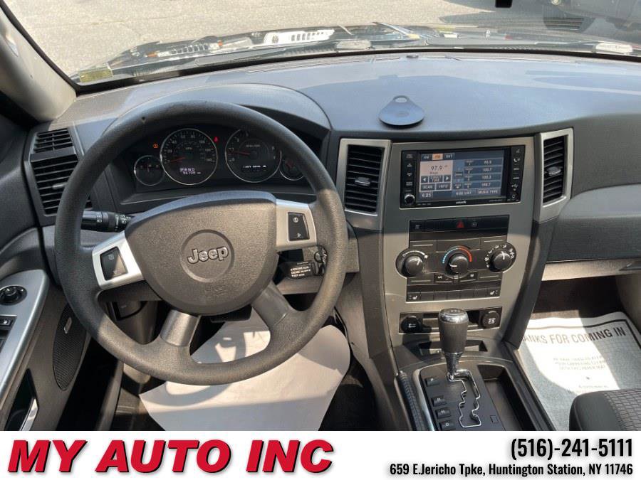 Used 2009 Jeep Grand Cherokee Laredo image 12