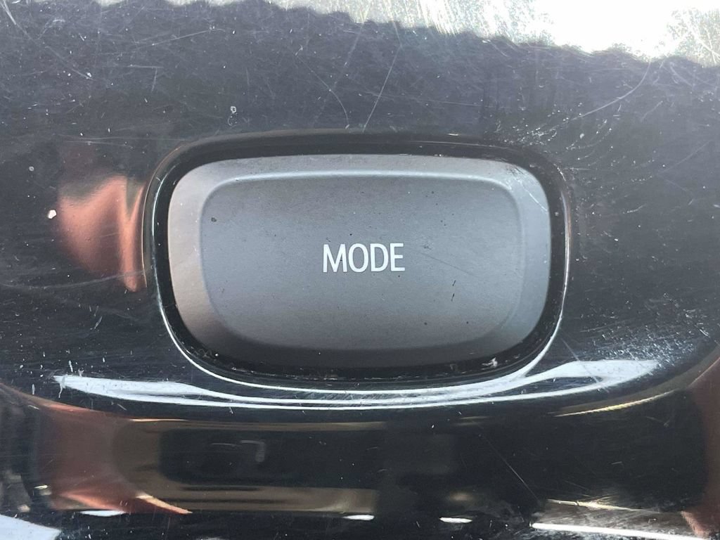 Used 2021 Buick Envision Preferred FWD image 23