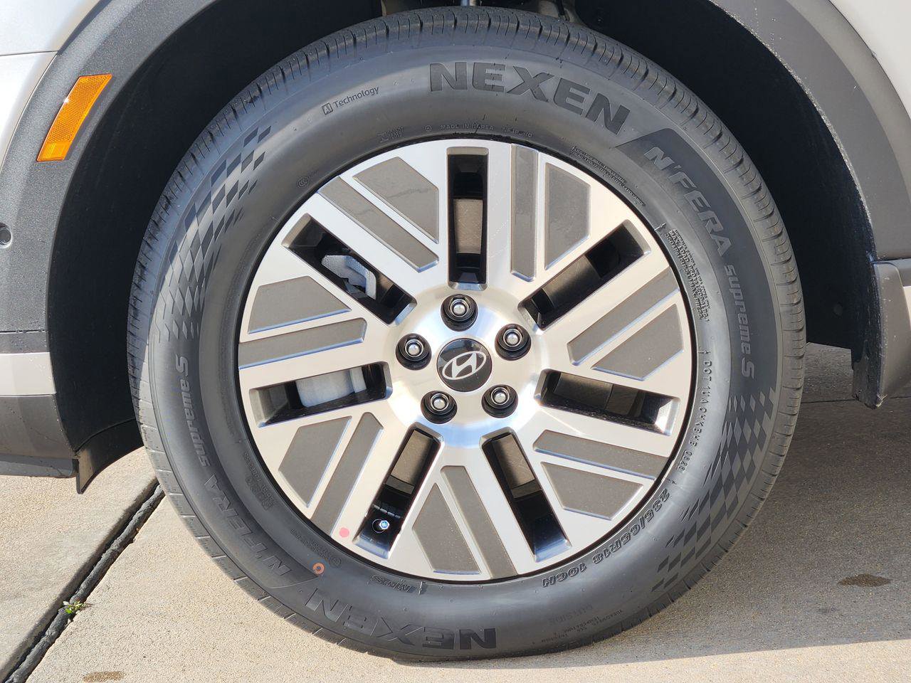 New 2026 Hyundai Palisade SEL Premium FWD image 7