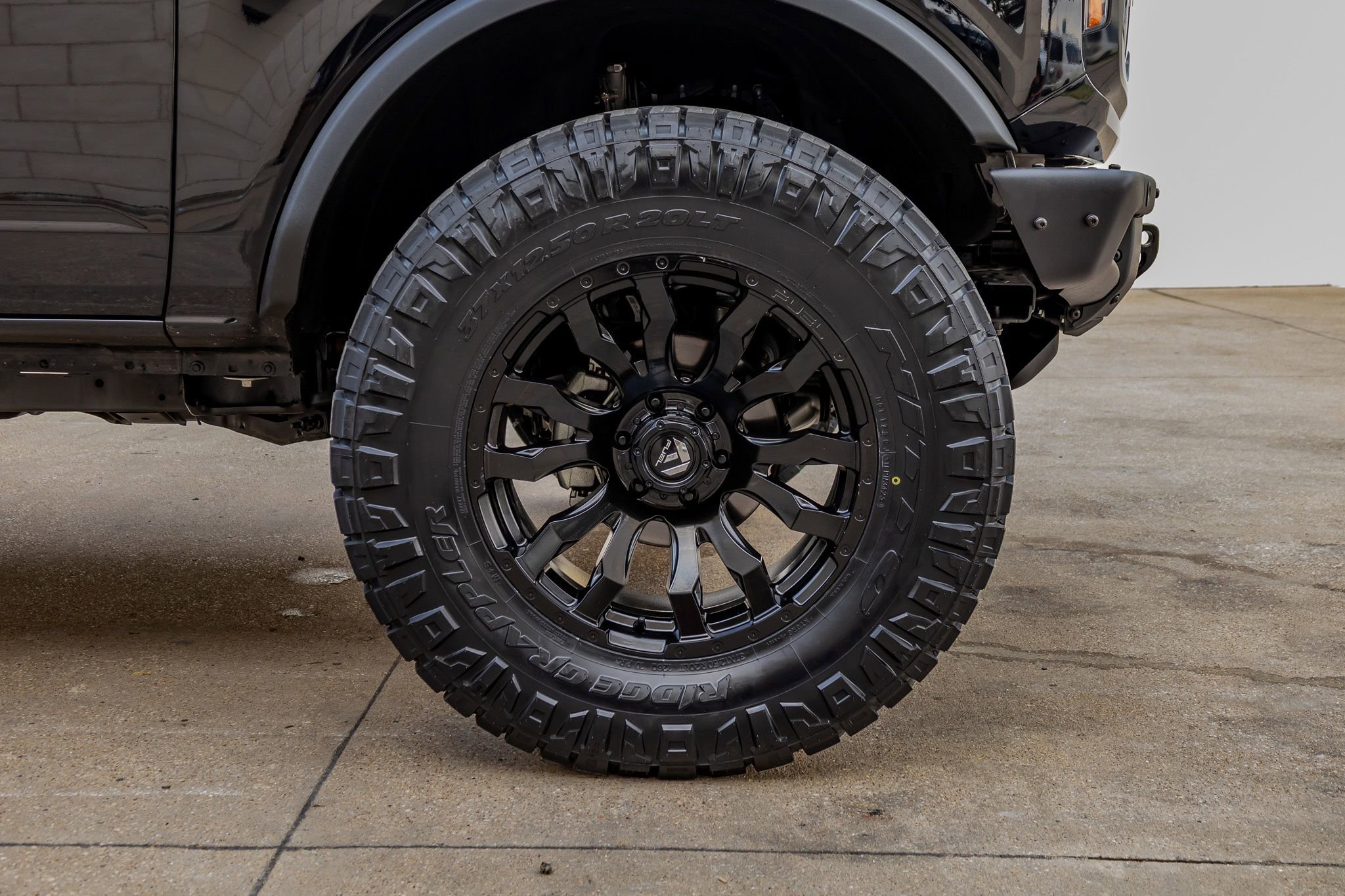 Used 2024 Ford Bronco Wildtrak image 12