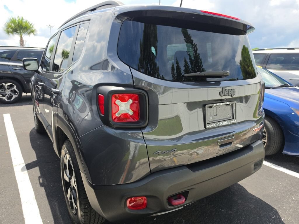 Used 2022 Jeep Renegade Trailhawk AWD/4WD image 14