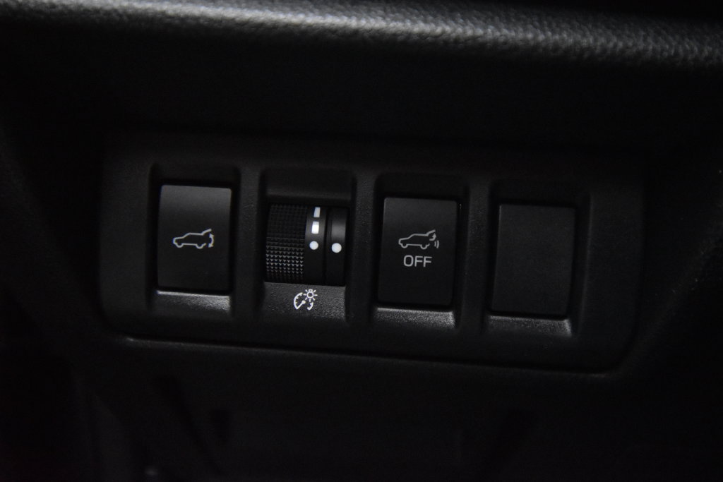 Used 2025 Subaru Outback Onyx Edition AWD/4WD image 34