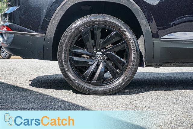Used 2022 Volkswagen Atlas Cross Sport SE w/ Panoramic Sunroof Package image 16