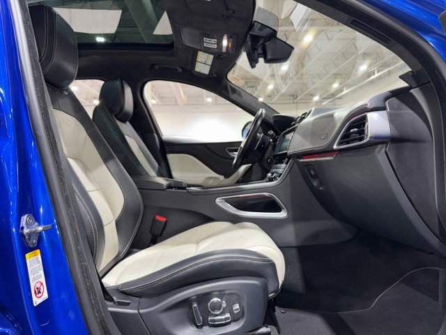 Used 2020 Jaguar F-PACE R-Sport image 58