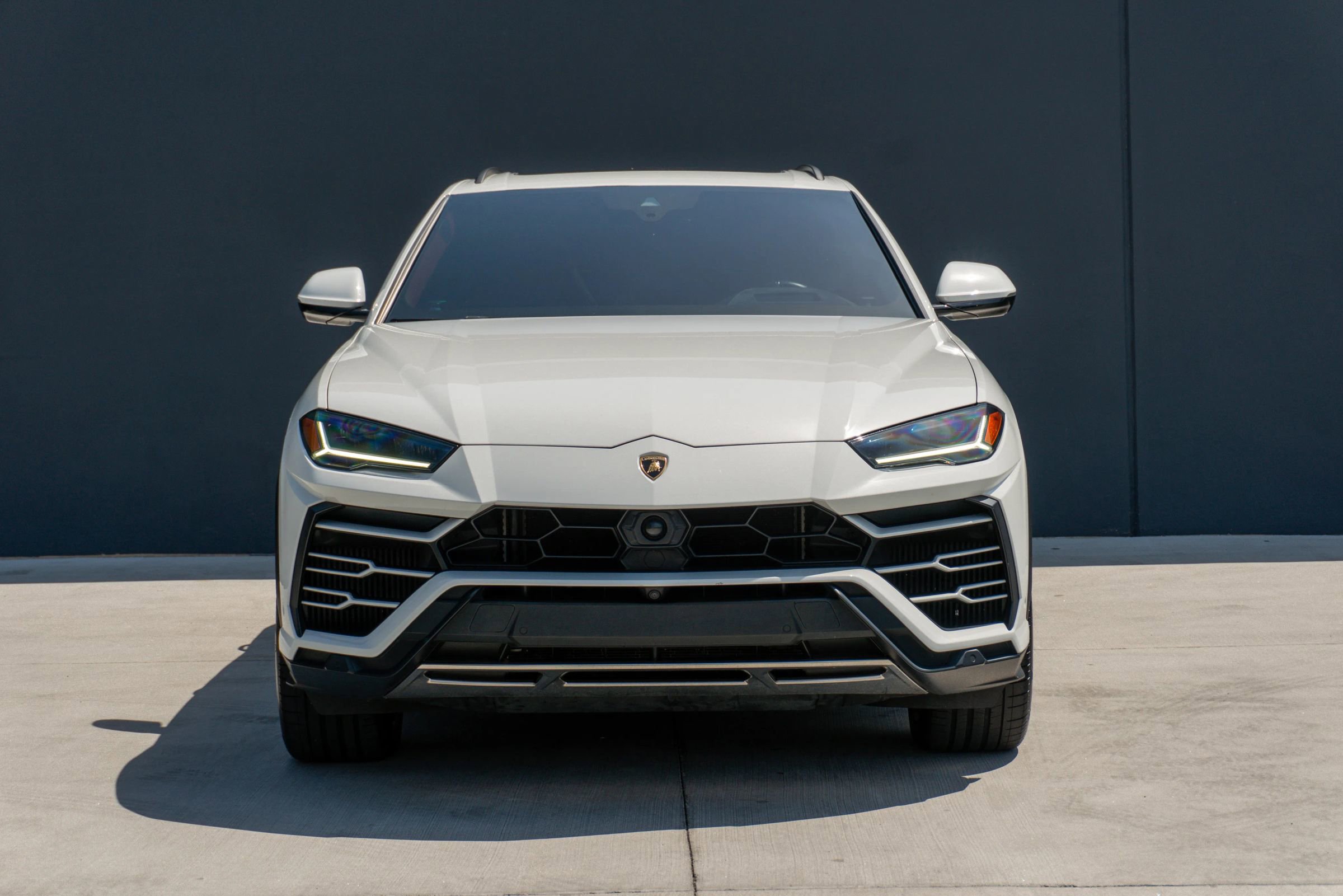 Used 2020 Lamborghini Urus AWD/4WD image 4