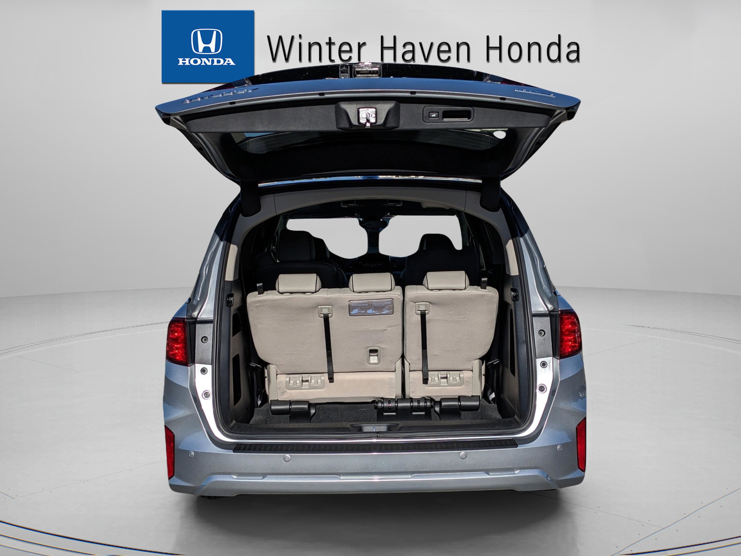 New 2026 Honda Odyssey Touring image 12