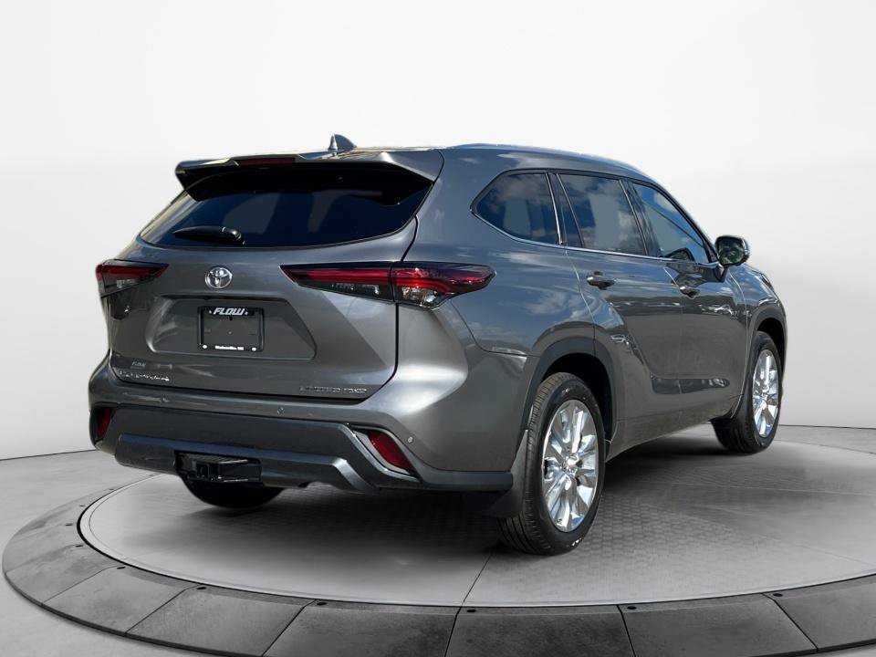 New 2026 Toyota Highlander Limited AWD/4WD image 7