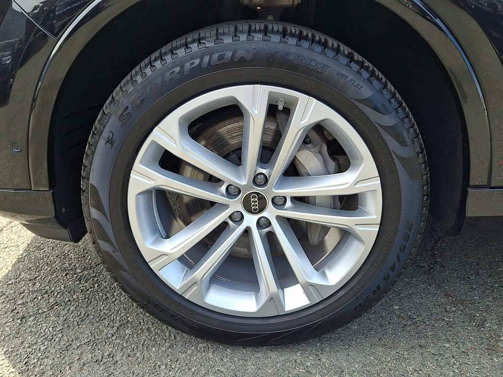 Used 2025 Audi Q7 3.0T Premium Plus AWD/4WD image 12