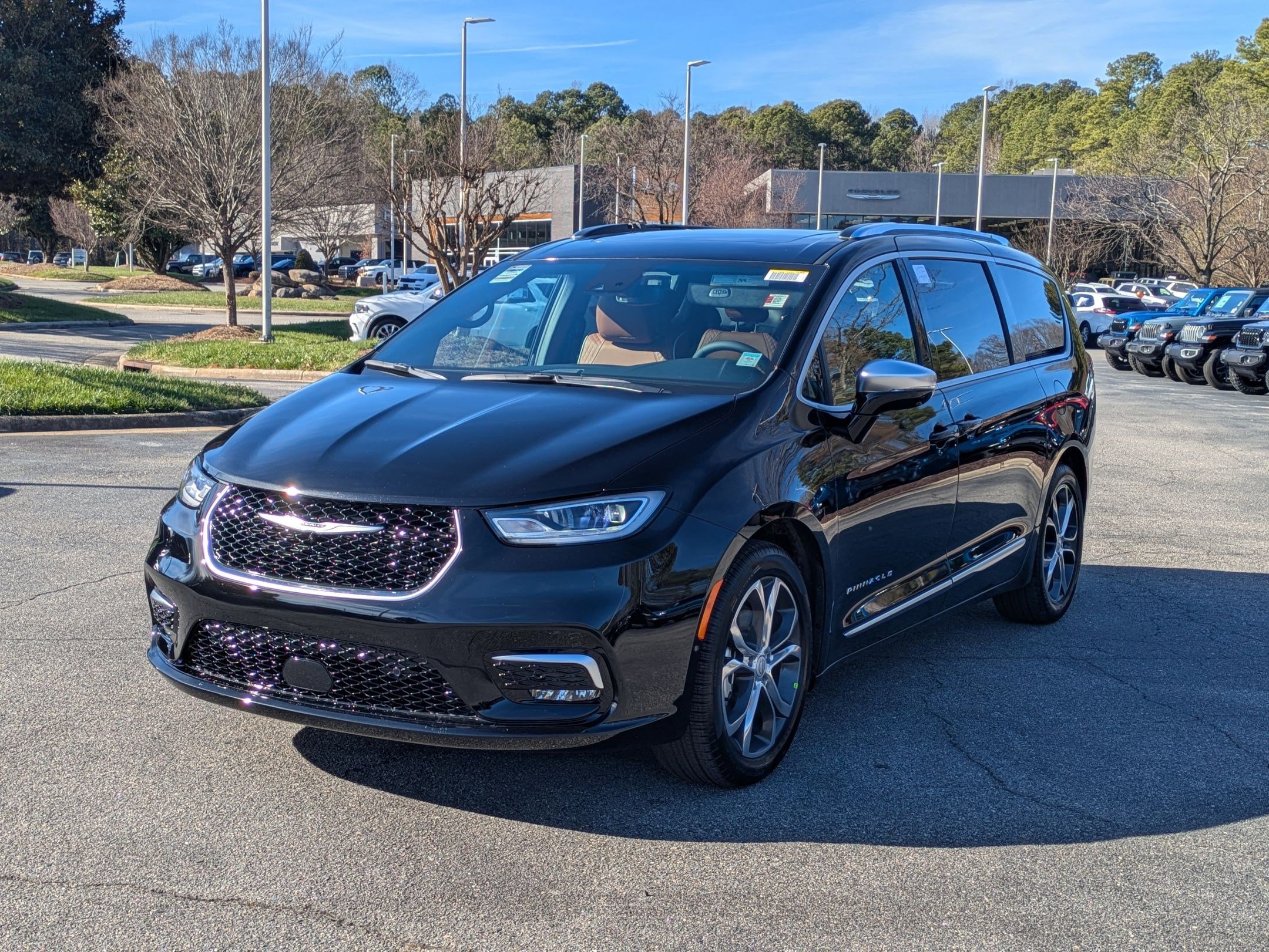 New 2026 Chrysler Pacifica Pinnacle image 1