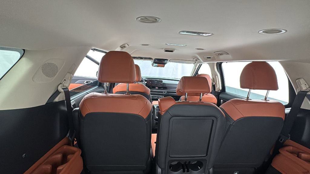 New 2026 Kia Carnival EX image 20