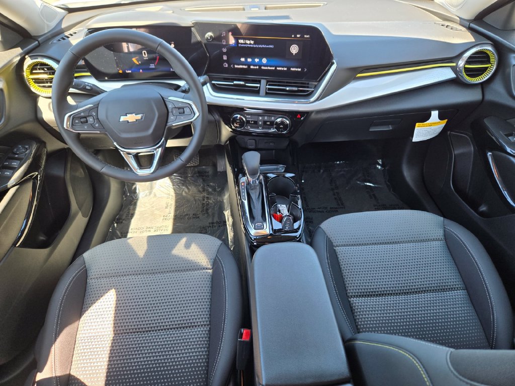 New 2026 Chevrolet Trax LT w/ Driver Confidence Package FWD image 9