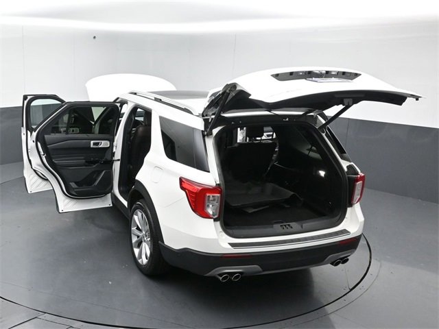 Certified 2022 Ford Explorer Platinum w/ Equipment Group 601A image 58