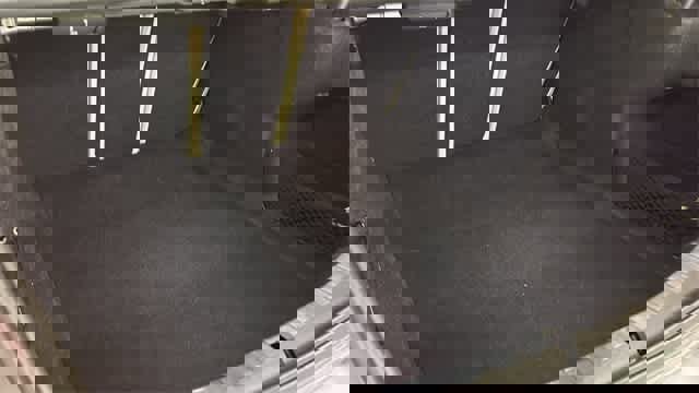 Used 2021 BMW 330i xDrive Sedan w/ Driving Assistance Package image 14