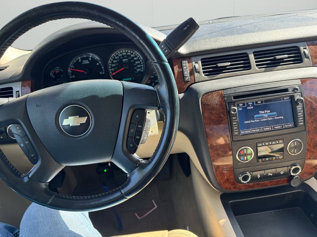 Used 2008 Chevrolet Silverado 3500 LTZ AWD/4WD image 10
