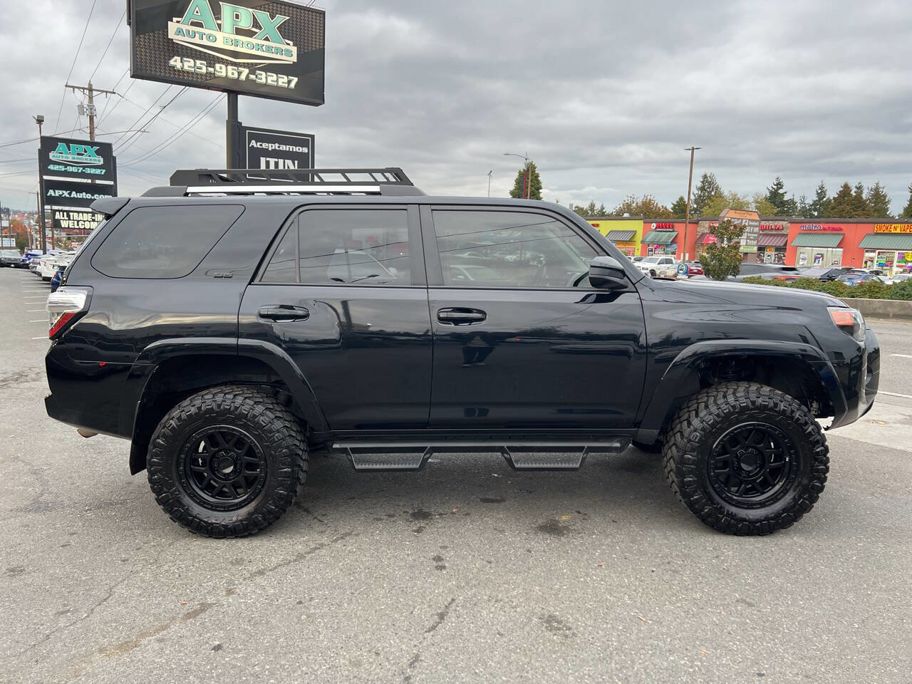 Used 2021 Toyota 4Runner SR5 image 10