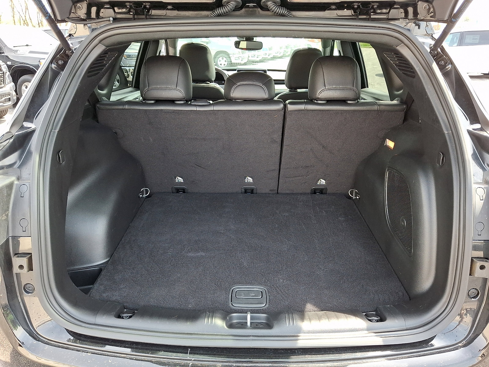 Certified 2024 Jeep Compass Limited w/ High Altitude Package image 32