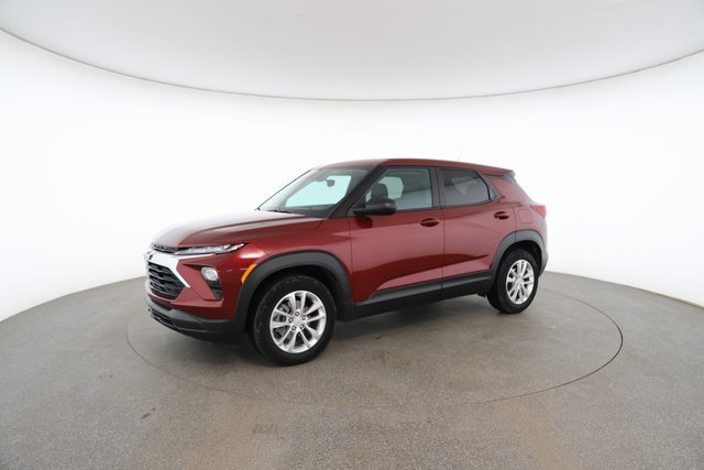 Used 2025 Chevrolet TrailBlazer LS w/ LS Convenience Package image 3