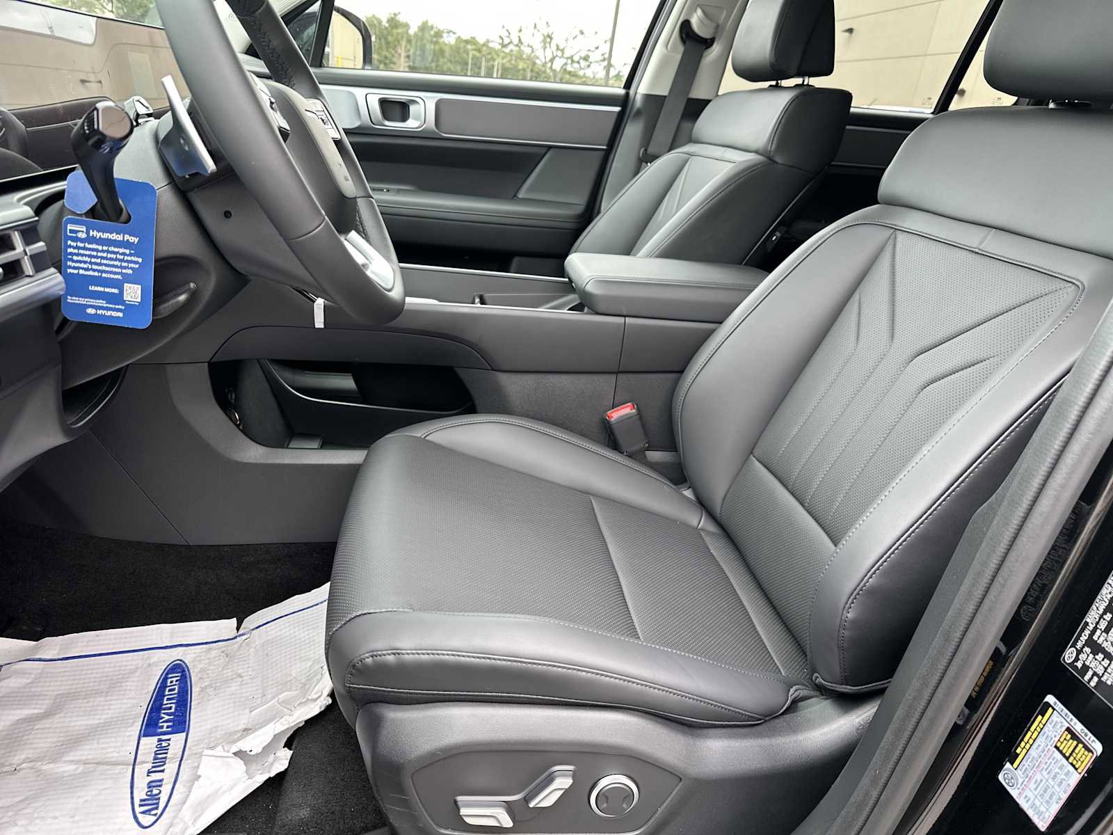 New 2026 Hyundai Santa Fe SEL FWD image 9