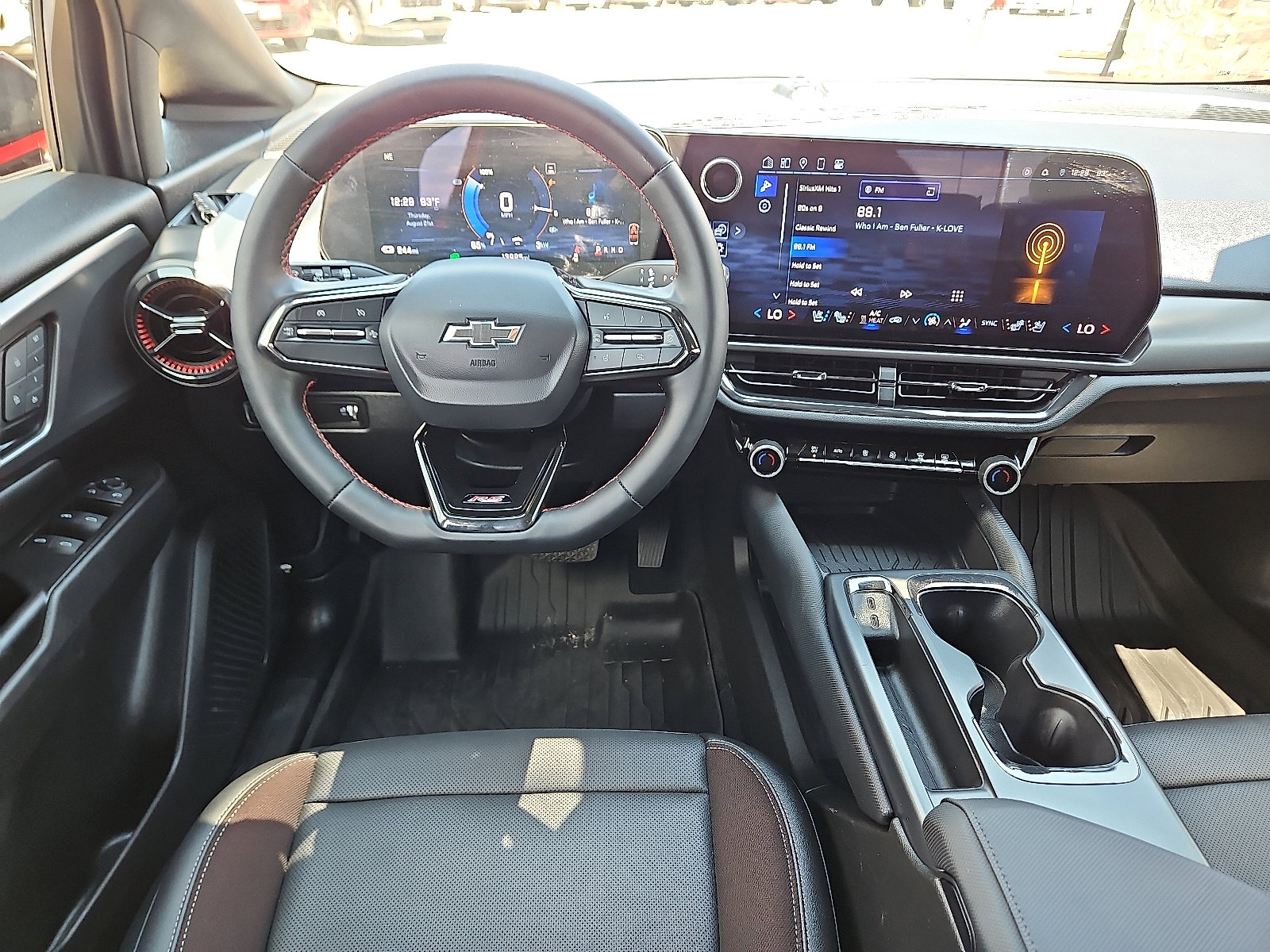 Used 2024 Chevrolet Equinox EV RS image 7