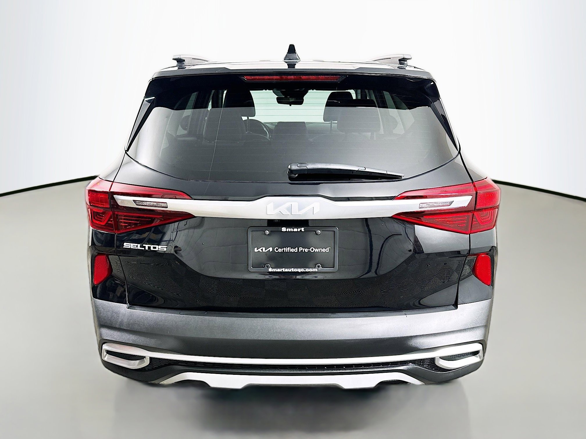 Certified 2023 Kia Seltos S w/ Navigation Package FWD image 6