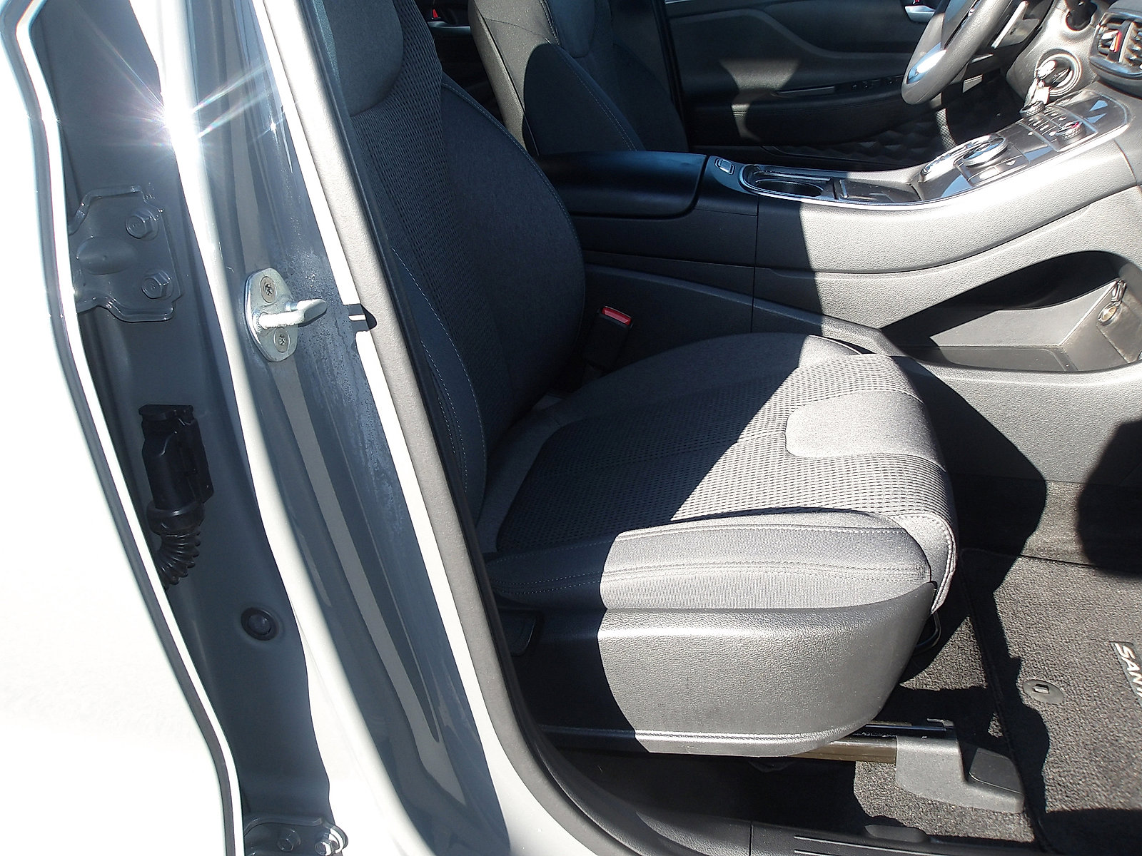 Certified 2022 Hyundai Santa Fe SE image 10