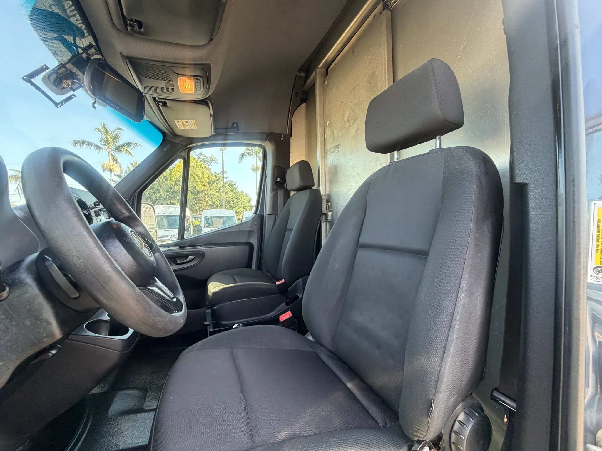 Used 2019 Mercedes-Benz Sprinter 2500 170 Extended Cargo image 13