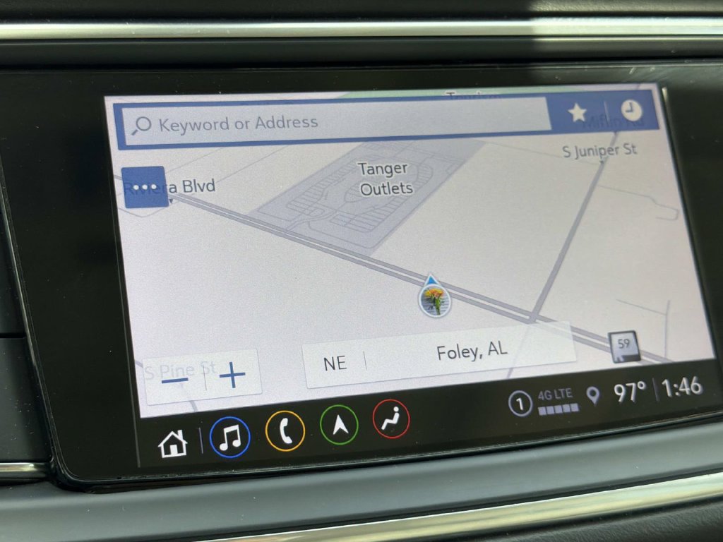 Used 2023 Buick Enclave Avenir FWD image 27