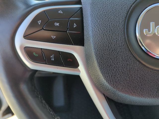 Used 2017 Jeep Cherokee Trailhawk image 12