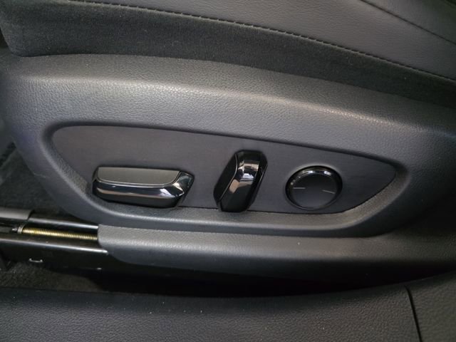 Certified 2025 Lexus ES 300h F Sport w/ Accessory Package (Z1) image 28