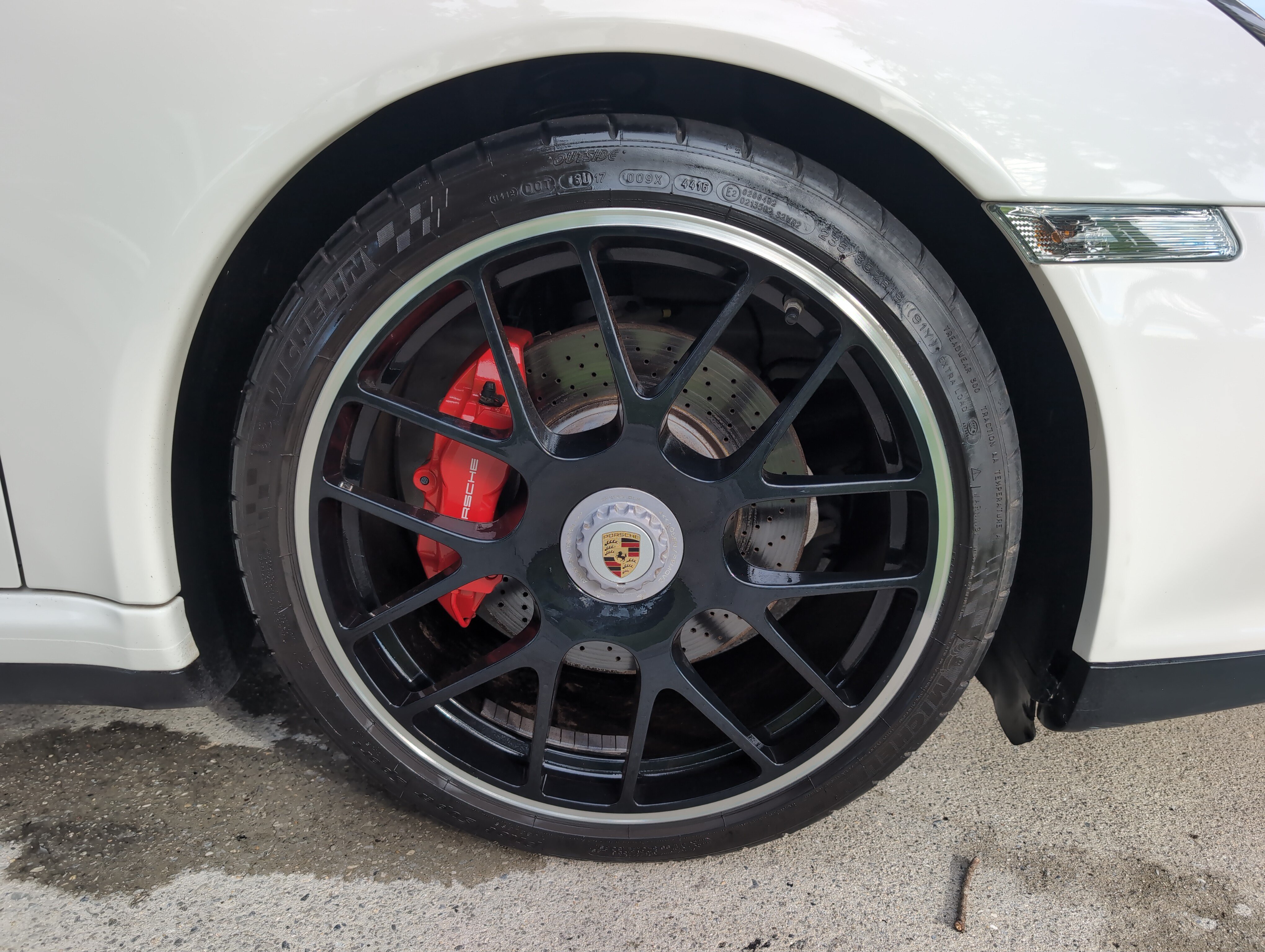 Used 2011 Porsche 911 Carrera GTS RWD image 13
