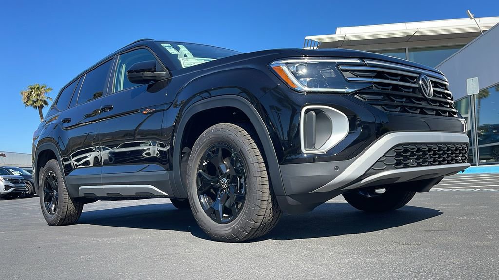 New 2025 Volkswagen Atlas Peak Edition SE AWD/4WD image 5
