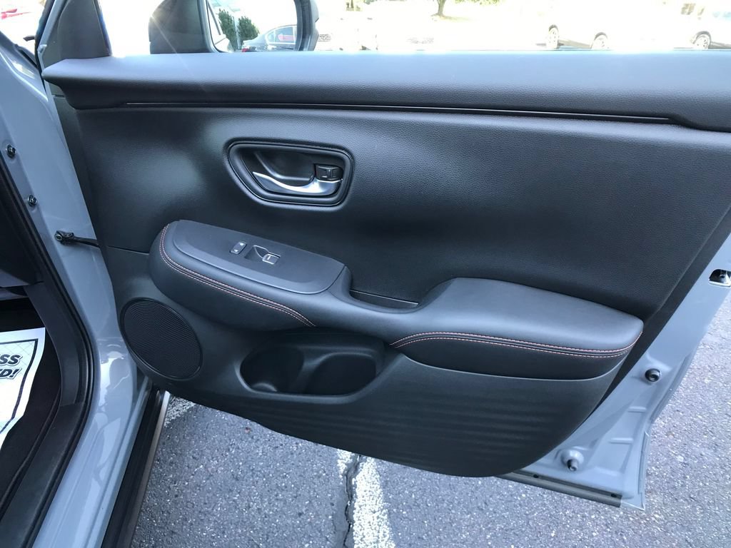 Certified 2025 Honda HR-V Sport image 31