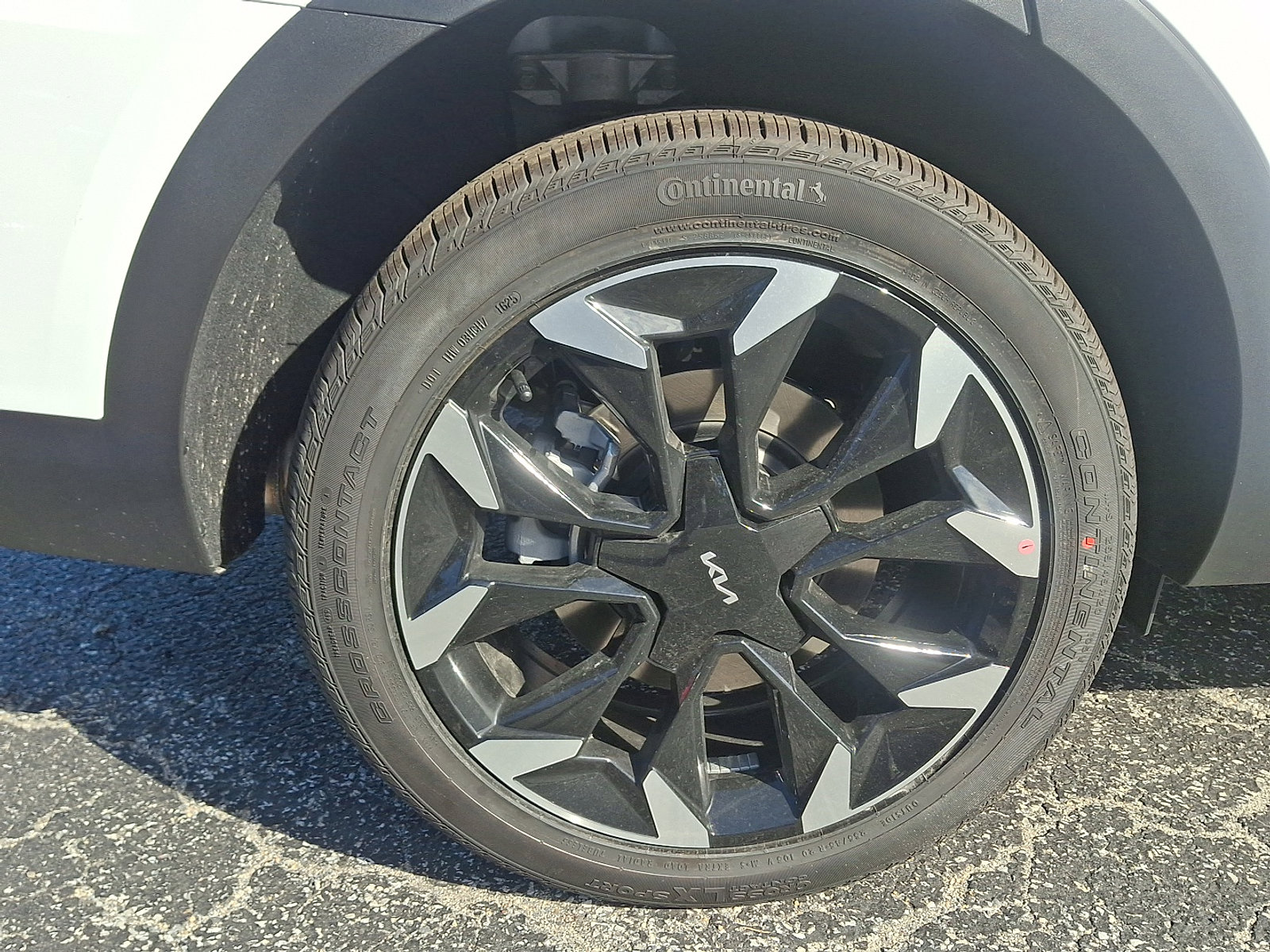 New 2026 Kia Sorento EX AWD/4WD image 10