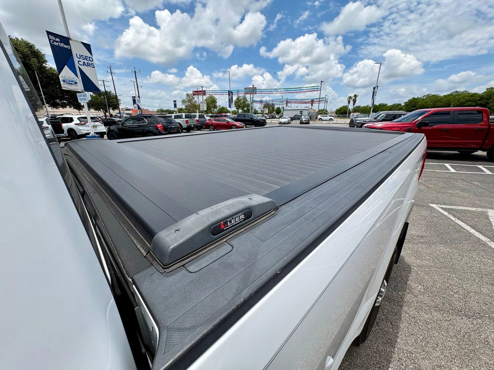 Used 2019 Ford F350 XLT w/ XLT Premium Package AWD/4WD image 11