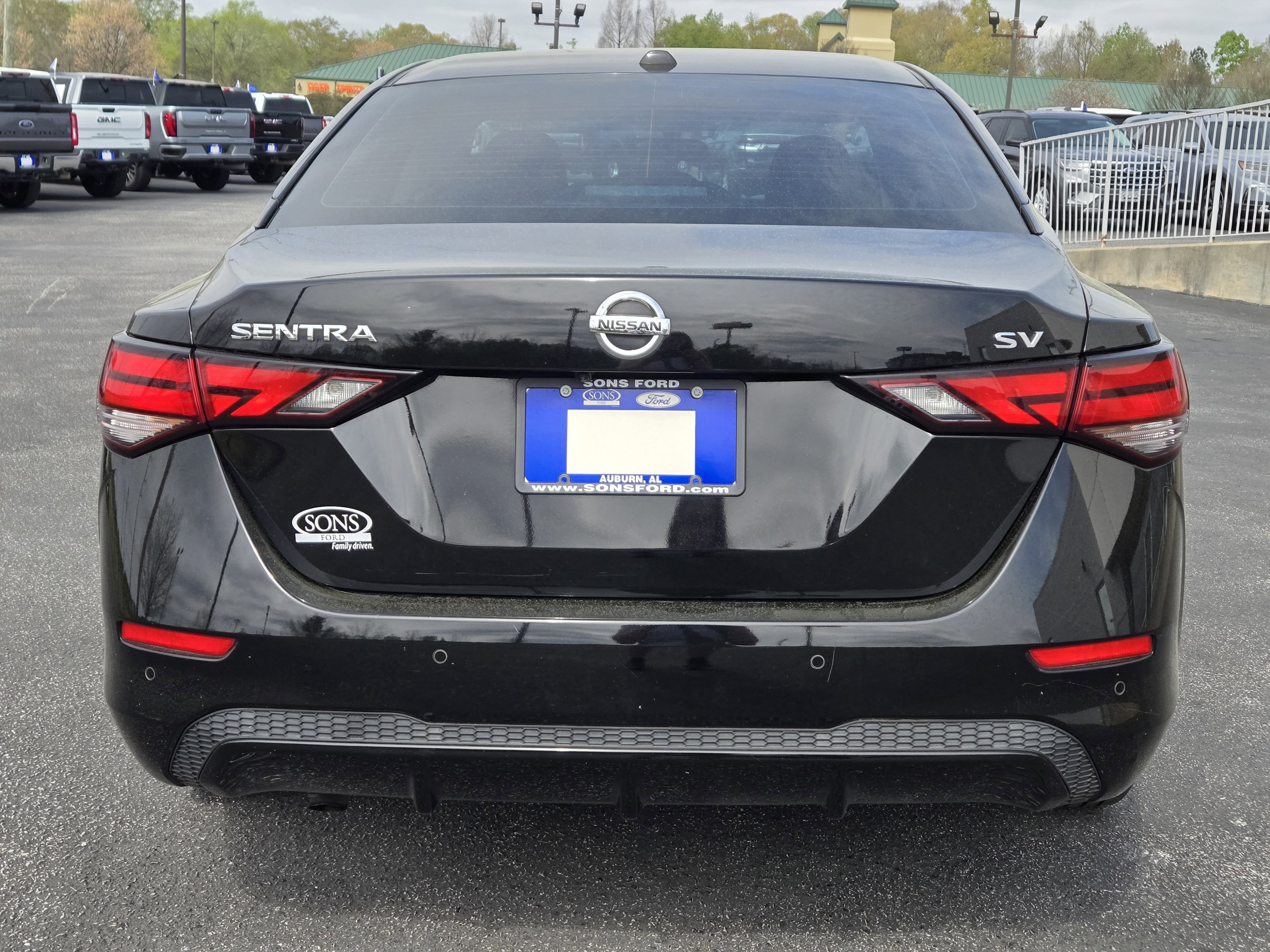 Used 2020 Nissan Sentra SV image 9