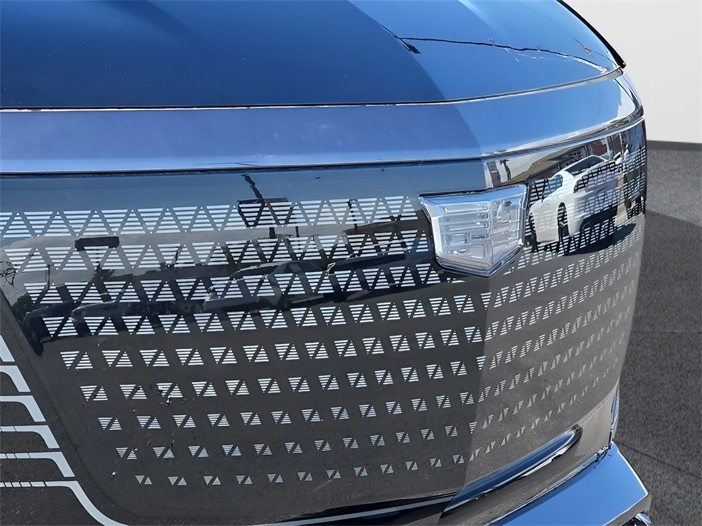 New 2026 Cadillac Vistiq Sport image 7