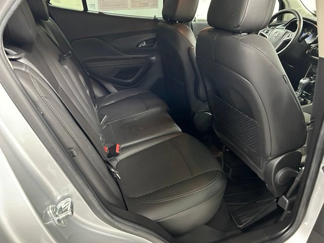 Used 2020 Buick Encore Preferred AWD/4WD image 14